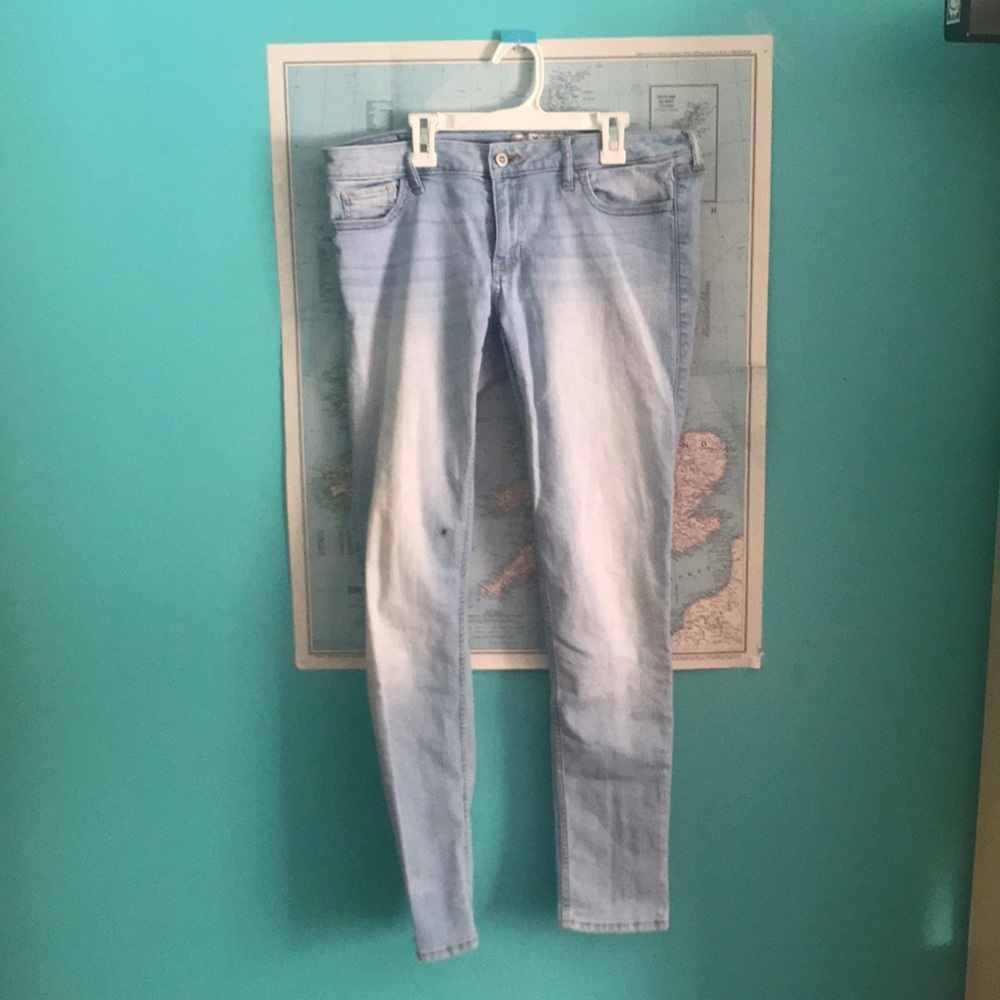 Hollister light wash jeans